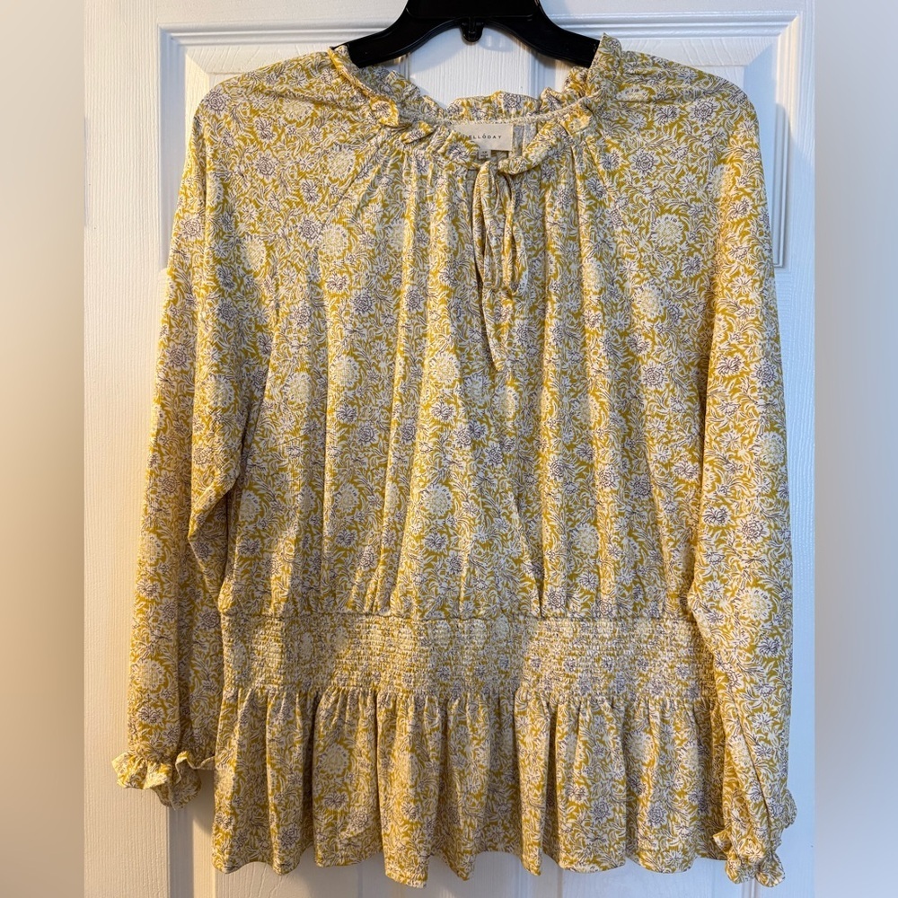 MELLODAY Floral Blouse in Yellow and Cream
